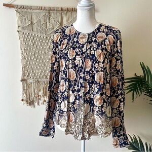 Maeve by Anthropologie Orli Blouse – Navy/Beige Top